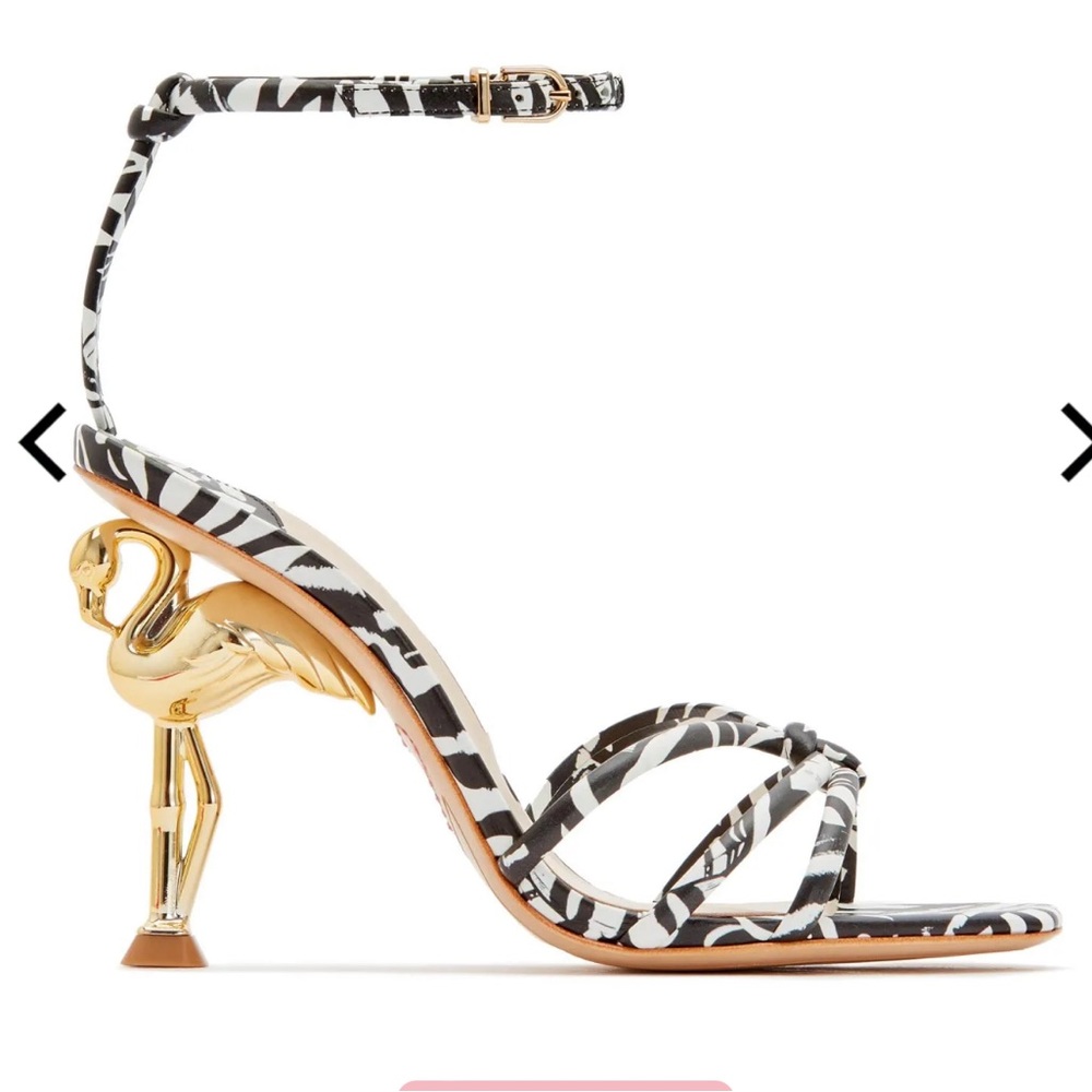 NWT NEVER BEEN WORN STATEMENT HEELS